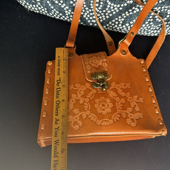 NWOT Hand Tooled Leather Bag - Picture 10 of 11